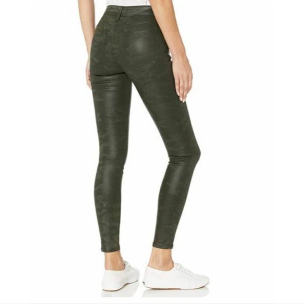 Joe’s “The Icon” mid rise skinny able jeans in dark green camo Sz 28